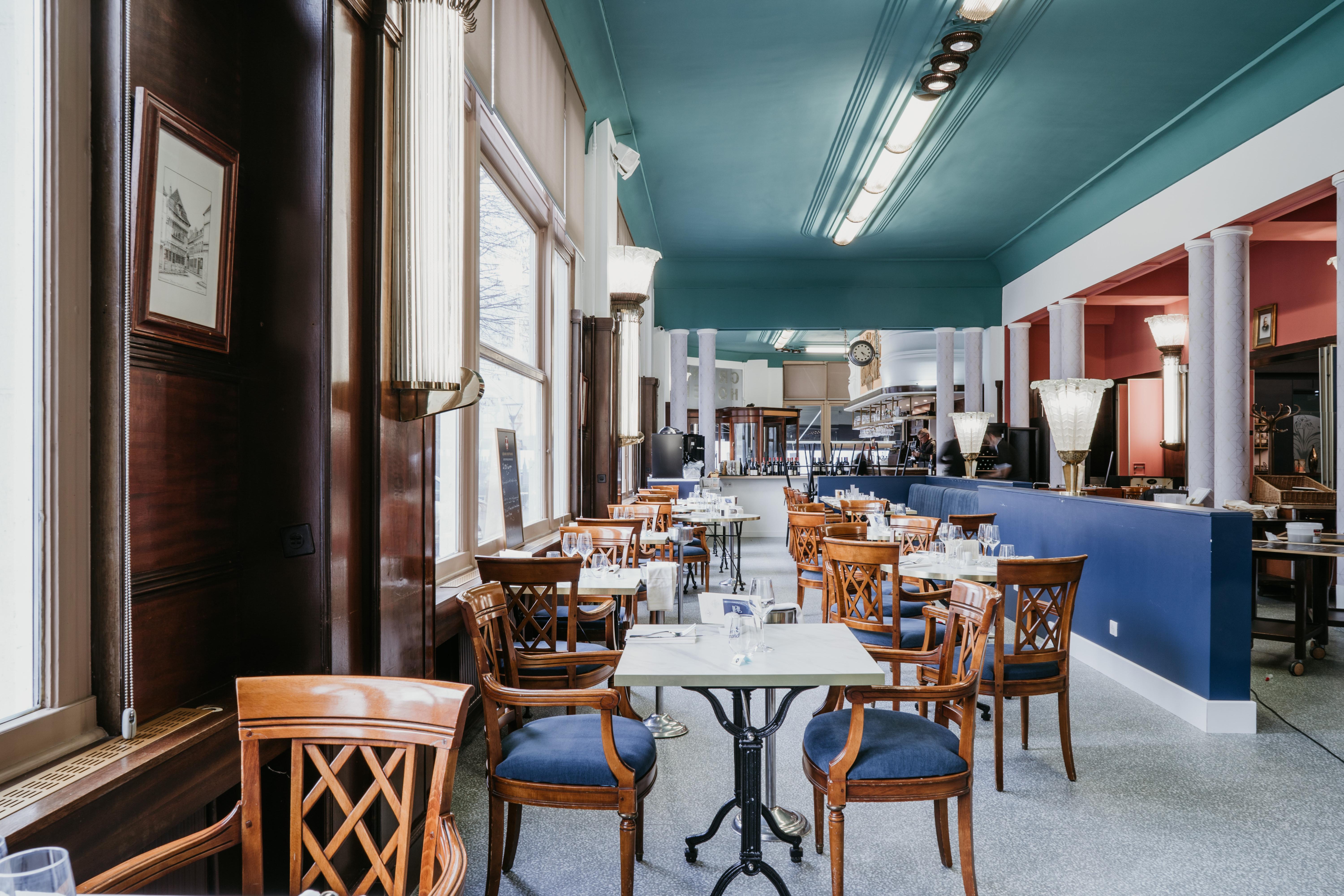 Le Grand Hotel Valenciennes Exterior photo